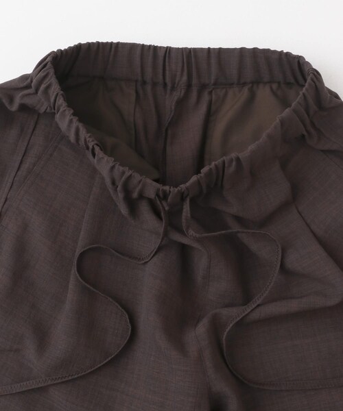 URBAN RESEARCH ROSSO（アーバンリサーチロッソ）の「『UR TECH DRYLUXE』イージードロストパンツ（その他パンツ・レディース・lightkhaki/darkbrown・36/38）」の16枚目の写真