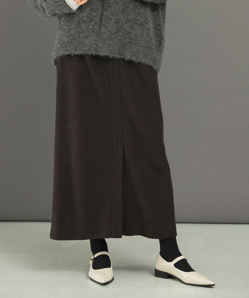 URBAN RESEARCH ROSSO（アーバンリサーチロッソ）の「ウール混ブークレストレートスカート（スカート・レディース・BLUE/CAMEL/CHARCOAL・36/38）」の5枚目の写真