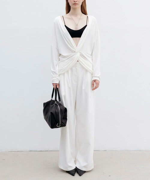URBAN RESEARCH(アーバンリサーチ)の「STUDIO DOE Three-tuck Wide Pants(その他パンツ・レディース・DARK GREY/BLACK/PINK/WHITE・M/S/XS)」の9枚目の写真
