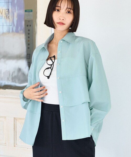 VIS(ビス)の「裾ティアードオーバーシャツ/UVケア・イージーケア(シャツ/ブラウス・レディース・ホワイト/ダークブラウン/ライトグリーン/サックス・F)」の14枚目の写真