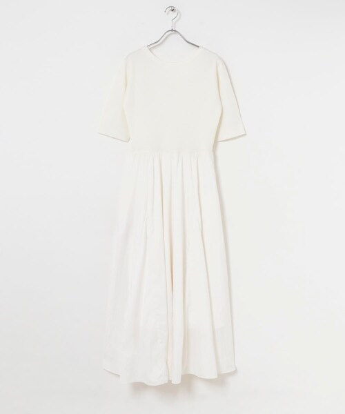 URBAN RESEARCH ROSSO（アーバンリサーチロッソ）の「『一部WEB限定カラー』ニットドッキングワンピース（ワンピース・レディース・OFF×OFF/BLK×BLK/BE×BLK・Free）」の12枚目の写真