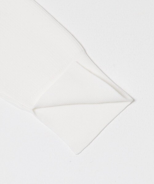 URBAN RESEARCH ROSSO（アーバンリサーチロッソ）の「シルク混スリットスリーブリブニット（ニット/セーター・レディース・OFF WHITE/SAX/YELLOW/NAVY・Free）」の10枚目の写真