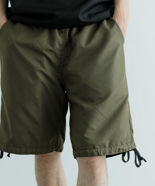 ITEMS URBANRESEARCH（アイテムズ アーバンリサーチ）の「TAION　Military Reversi Shorts（その他パンツ・メンズ・BLK/OLV/D.NVY/D.SAGE GRN/TIE-DYE・M/L）」の11枚目の写真