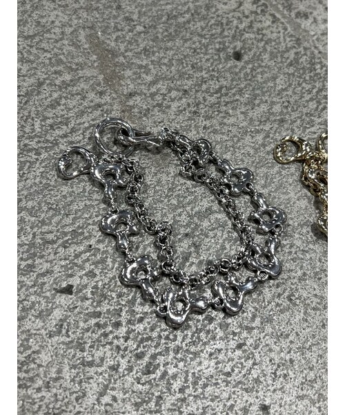 EMODA（エモダ）の「フラワーチェーンブレスレット（ブレスレット・レディース・シルバー/ゴールド・F）」の4枚目の写真