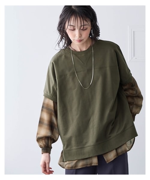 nissen（ニッセン）の「＜大きいサイズ＞綿１００％着まわし自由自在ゆったりスウェットTシャツ（スウェット・レディース・グレーベージュ/黒/スモークカーキ/レッド/杢グレー/ブリックオレンジ/杢チャコールグレー/ラズベリー・L~LL相当/3L~4L相当/5L~6L相当/8L相当/10L相当）」の21枚目の写真