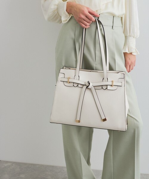 VIS（ビス）の「【A4収納】フラップタイトートバッグ（トートバッグ・レディース・ブラック/キナリ/ベージュ系・F）」の19枚目の写真