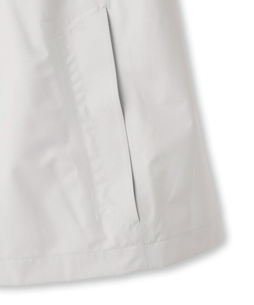 ROPE'（ロペ）の「【WEB限定/一部店舗限定】【HERNO(ヘルノ)】ゴアテックス パックライトシェル フーデットブルゾン（マウンテンパーカー・レディース・グレー/ネイビー・M/S）」の20枚目の写真