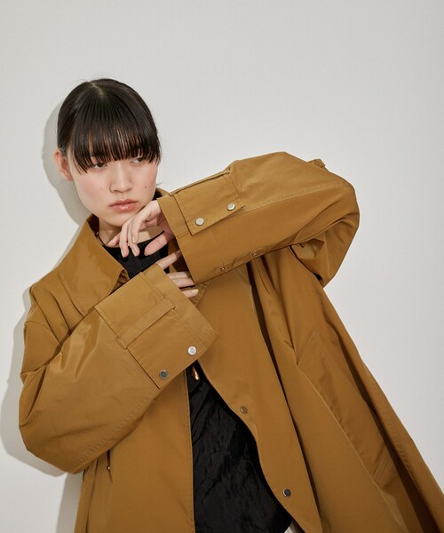 ADAM ET ROPE'（アダムエロペ）の「【サステナブル】バルマカーンコート（ステンカラーコート・レディース・ブラウン/ベージュ・F）」の14枚目の写真