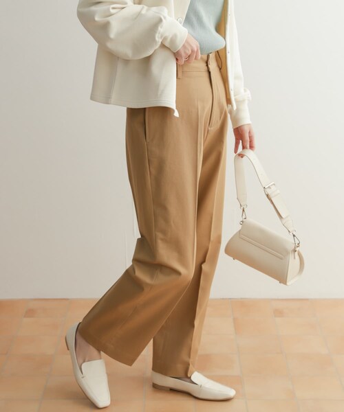 URBAN RESEARCH DOORS(アーバンリサーチドアーズ)の「ハイウエストチノパンツ(チノパンツ・レディース・L/BEIGE/BEIGE・S/M/L)」の6枚目の写真