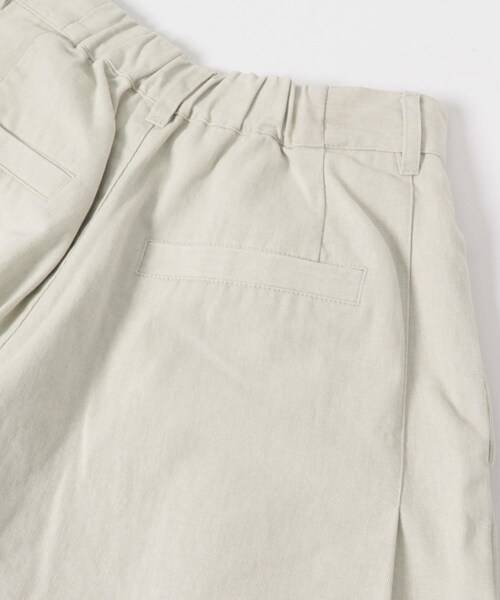 KBF（ケイビーエフ）の「ユーズドライクタックWIDEパンツ（その他パンツ・レディース・IVORY/CHARCOAL/BROWN・36/38）」の4枚目の写真