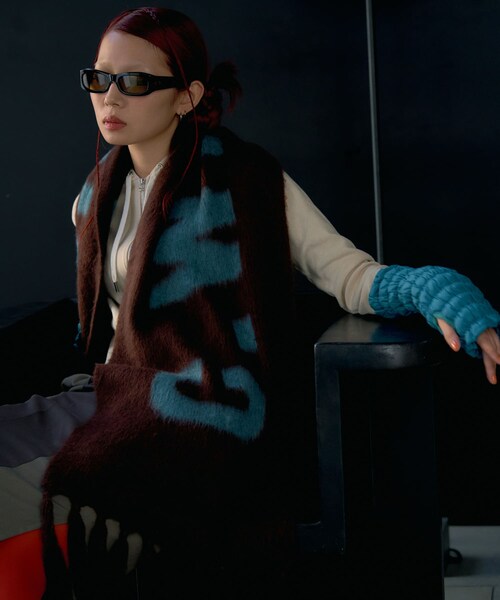 THE GOODLAND MARKET（ザグッドランドマーケット）の「cwtch　RWS Wool fringe Scarf（マフラー・レディース・BROWN/BLUE/GRAY・FREE）」の4枚目の写真