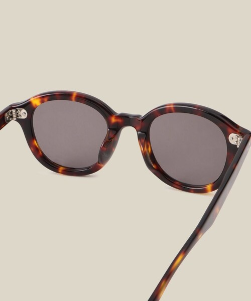 ROPE'（ロペ）の「【WEB・一部店舗限定】ボストンフレームUVカットグラス/ケースセット（サングラス・レディース・ブラック/ダークブラウン・F）」の11枚目の写真