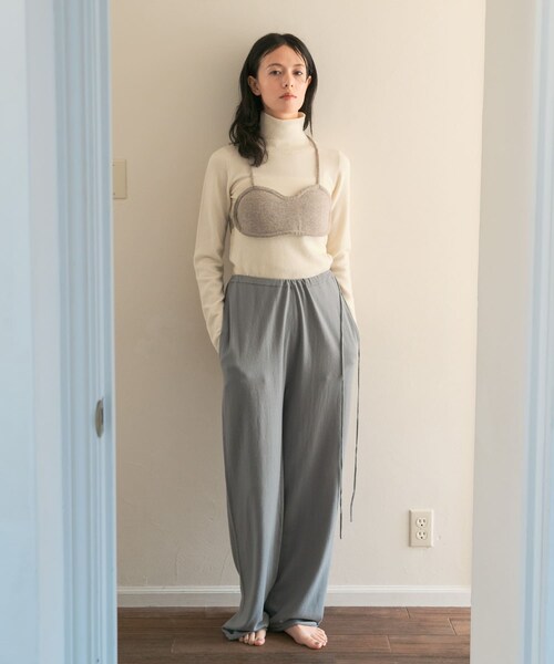 URBAN RESEARCH（アーバンリサーチ）の「Extreme Cashmere　audrey（ニット/セーター・レディース・felt/raven/moss/cream・-）」の15枚目の写真