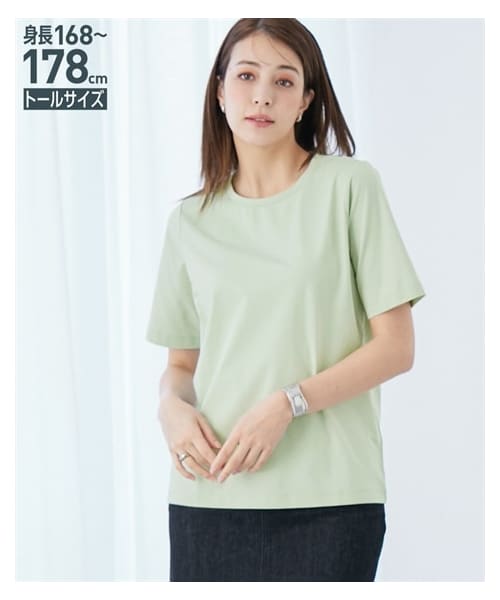 nissen（ニッセン）の「高身長　綿混ONにもOFFにも使えるキレイ見えＴシャツ　（トールサイズ）（Tシャツ/カットソー・レディース・ホワイト/ブルー/グレー/黒/ブルーグレー/ミントグリーン・MTT/LTT/LLTT/3LTT/4LTT/5LTT）」の4枚目の写真