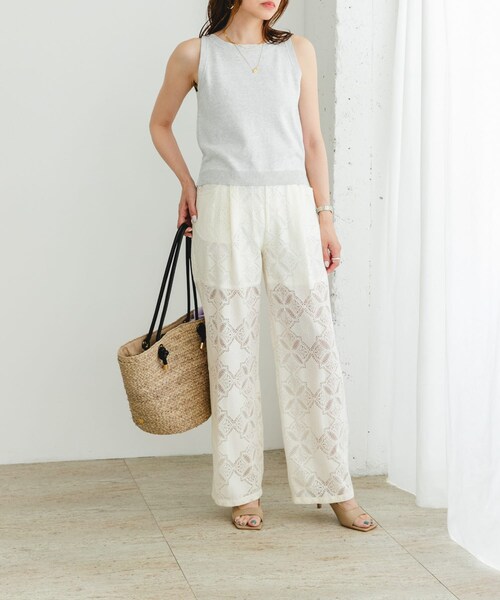 URBAN RESEARCH ROSSO（アーバンリサーチロッソ）の「F by ROSSO　ウォッシャブルミラノリブアメスリニット（ニット/セーター・レディース・BLACK/L/GRAY/BROWN/NAVY×OW・FREE）」の16枚目の写真