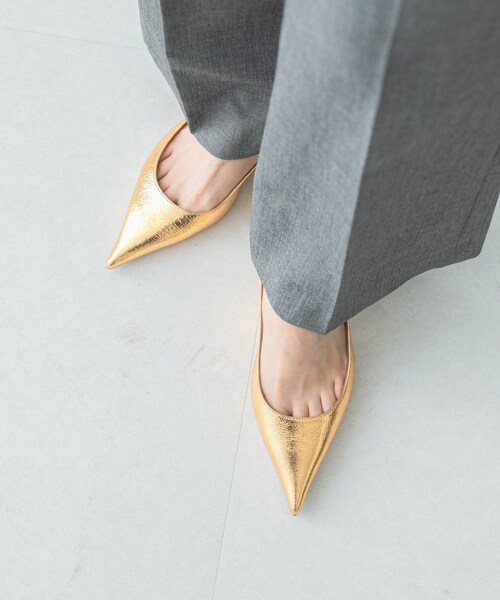 URBAN RESEARCH ROSSO（アーバンリサーチロッソ）の「PELLICO　バックストラップパンプス（パンプス・レディース・GOLD・36/36.5/37/37.5/38）」の5枚目の写真