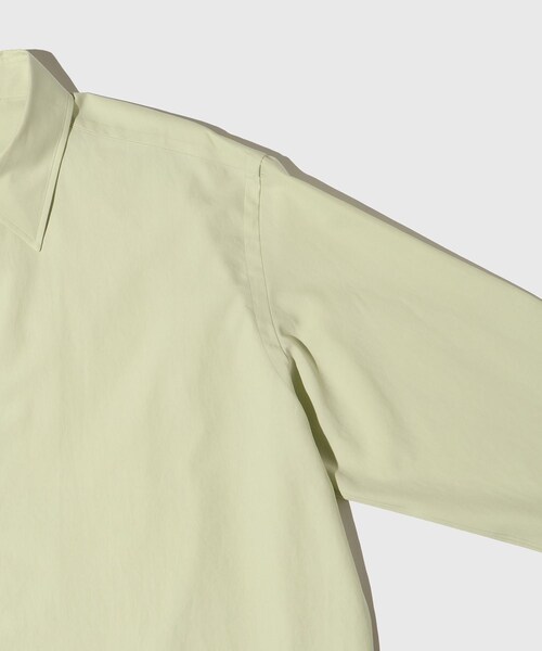 ADAM ET ROPE'(アダムエロペ)の「【AURALEE/オーラリー】WASHED FINX TWILL SHIRT(シャツ/ブラウス・メンズ・ホワイト/ライトグリーン/ブルー・3/4/5)」の22枚目の写真