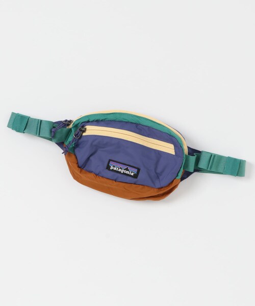 URBAN RESEARCH DOORS（アーバンリサーチドアーズ）の「patagonia　Terravia Mini Hip Pack（ボディバッグ/ウエストポーチ・レディース・BLK/BTRY/SLPU/LMSP・one）」の4枚目の写真