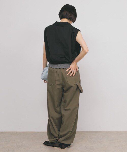 KBF（ケイビーエフ）の「コンパクトバルーンベスト（ベスト・レディース・BLACK/CAMEL・one）」の11枚目の写真