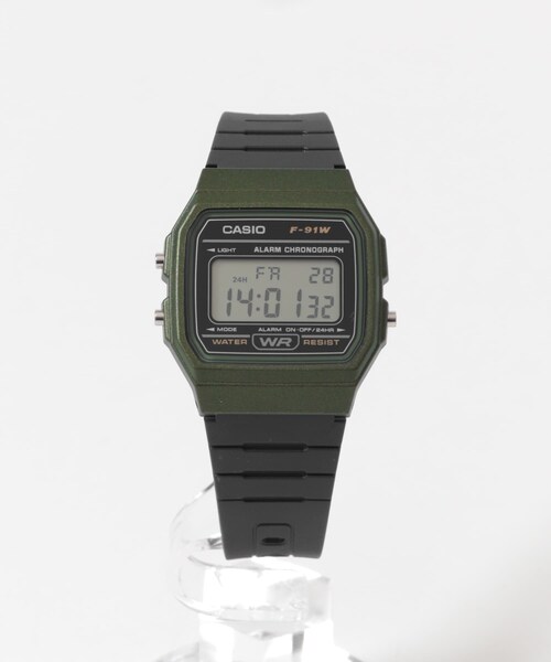 URBAN RESEARCH DOORS（アーバンリサーチドアーズ）の「CASIO　F-91WM（アナログ腕時計・メンズ・OLIVE/BLK/SILVER/BLK・Free）」の4枚目の写真