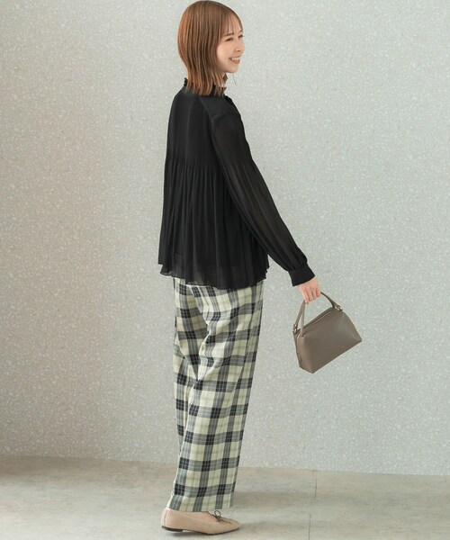 URBAN RESEARCH ROSSO（アーバンリサーチロッソ）の「カラーチェックワイドパンツ（その他パンツ・レディース・BLACK/GREEN・36/38）」の8枚目の写真