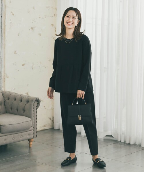 URBAN RESEARCH DOORS(アーバンリサーチドアーズ)の「ペプラムトップスセットアップ(セットアップ・レディース・NAVY/BLACK・S/M)」の11枚目の写真