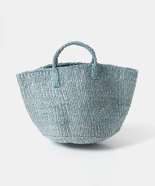 かぐれ（カグレ）の「アフリカンスクエア　プラスチックサイザルバッグ（かごバッグ・レディース・サックス・one）」の4枚目の写真