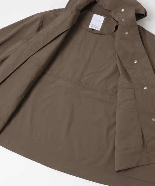 URBAN RESEARCH ROSSO（アーバンリサーチロッソ）の「ELENDEEK　DRAWSTRING MOUNTAIN PARKA（マウンテンパーカー・レディース・O.WHT/BRN・Free）」の18枚目の写真