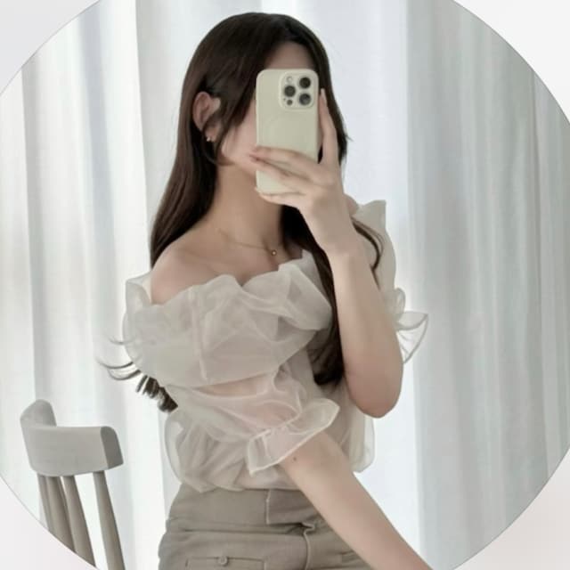 𝒂𝒚𝒂