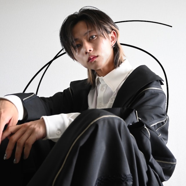 TAKATO｜blackmerleのトップスを使ったコーディネート - WEAR