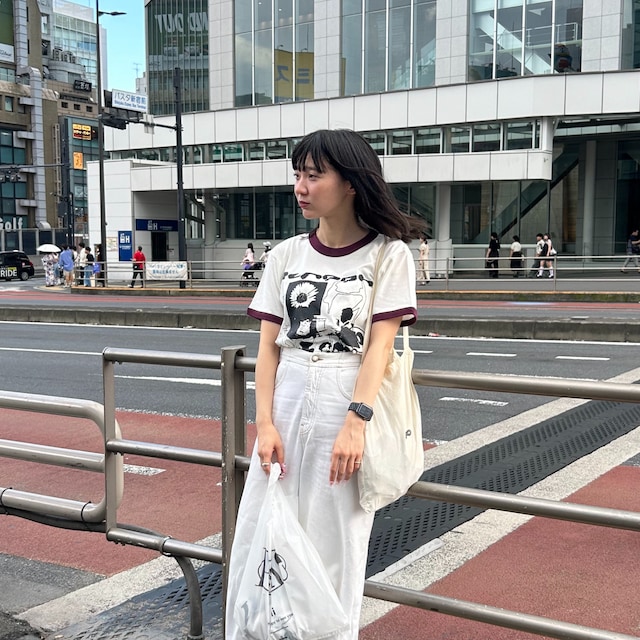 AKIRANAKA（アキラナカ）の「AKIRA NAKA エナメルフレアスカート