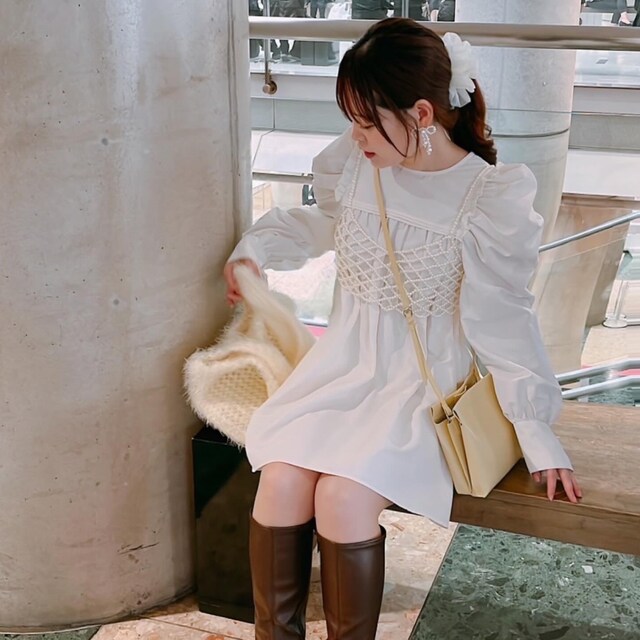LILY BROWN（リリーブラウン）の「バリエーションドロストオーバー