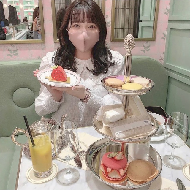 たじ