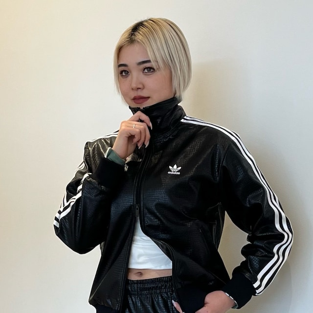 adidas（アディダス）の「アディダス オリジナルス プレミアム