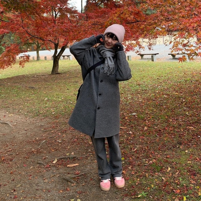 TODAYFUL（トゥデイフル）の「ウォッシュドVネックニット（ニット