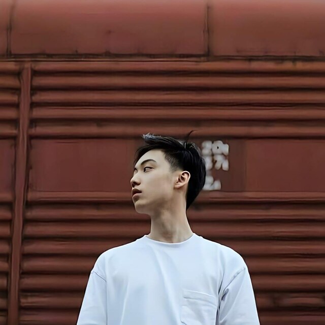Benny Lin