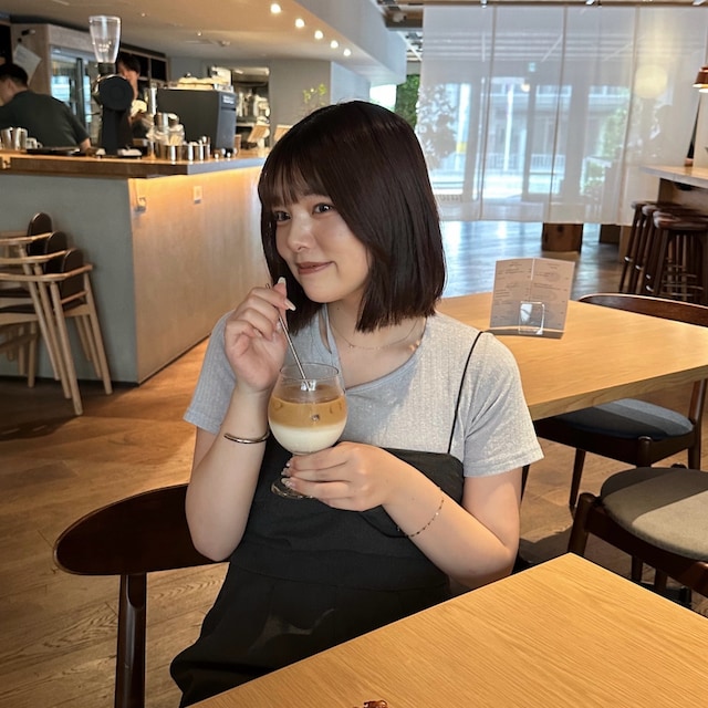 妃那