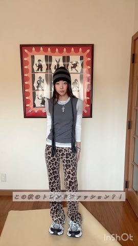 「アイテム（スーツジャケット）」を使った、さらゆにこーんさん（レディース・162cm）の秋コーディネート