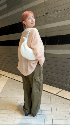 FREE STYLISTSのアイテムを使ったemaeritwinsさんのファッション動画