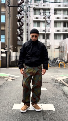 「アイテム（サロペット/オーバーオール）」を使った、Leeさん（メンズ・174cm）の冬コーディネート