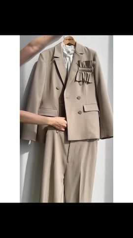「アイテム（スーツセット）」を使った、RUIRUEBOUTIQUEさん（レディース・155cm）の秋コーディネート