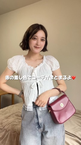 NOGLEのアイテムを使ったあちょりさんのファッション動画