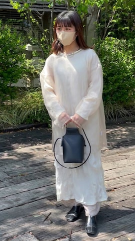 「アイテム（アイシャドウ）」を使った、rikoさん（レディース・154cm）の春コーディネート