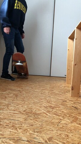 ワークマンのキャップを使ったほたてさんのファッション動画