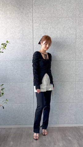 「アイテム（チューブトップ）」を使った、haruna (CODE A)さん（レディース・164cm）の春コーディネート