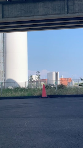 PLEASURESのジャケット/アウターを使ったZuckeyさんのファッション動画