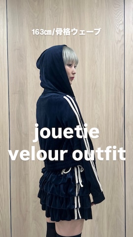 jouetieのアイテムを使ったAMANEさんのファッション動画