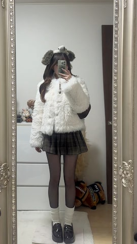 Manaka さんのファッション動画