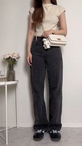 DHOLICのアイテムを使ったManaka さんのファッション動画