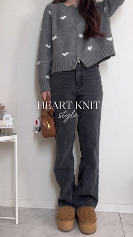 「DHOLIC（ディーホリック）のアイテム（デニムパンツ）」を使った、Manaka さん（レディース・160cm）の秋コーディネート